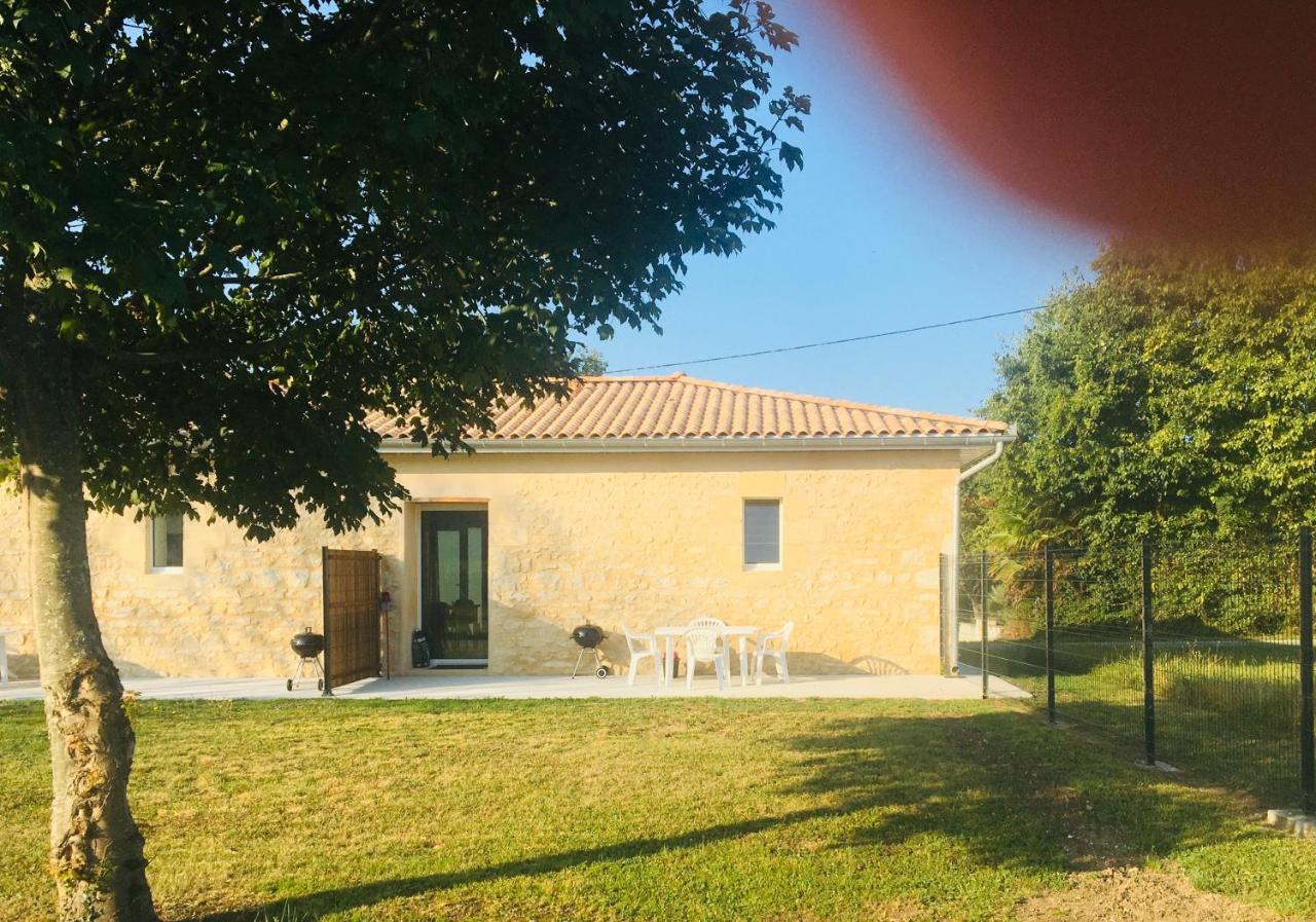 La Grande Escale Des Brias Villa Saint-Martin-Lacaussade Exterior photo